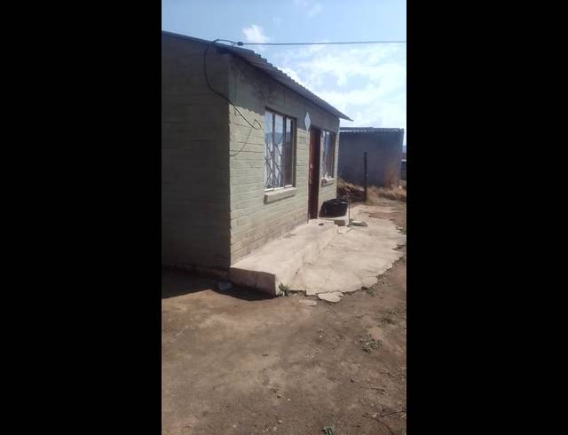 2 BEDROOM HOUSE FOR SALE IN PHUTHADITJABA